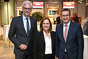 LH-Stv. Michael Strugl, WKOÖ-Vizepräsidentin Angelika Sery-Froschauer und der designierte Wirtschaftslandesrat Markus Achleitner. Foto: Land OÖ/Kauder