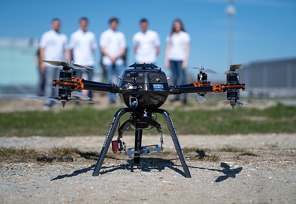 students developed a lightweight drone